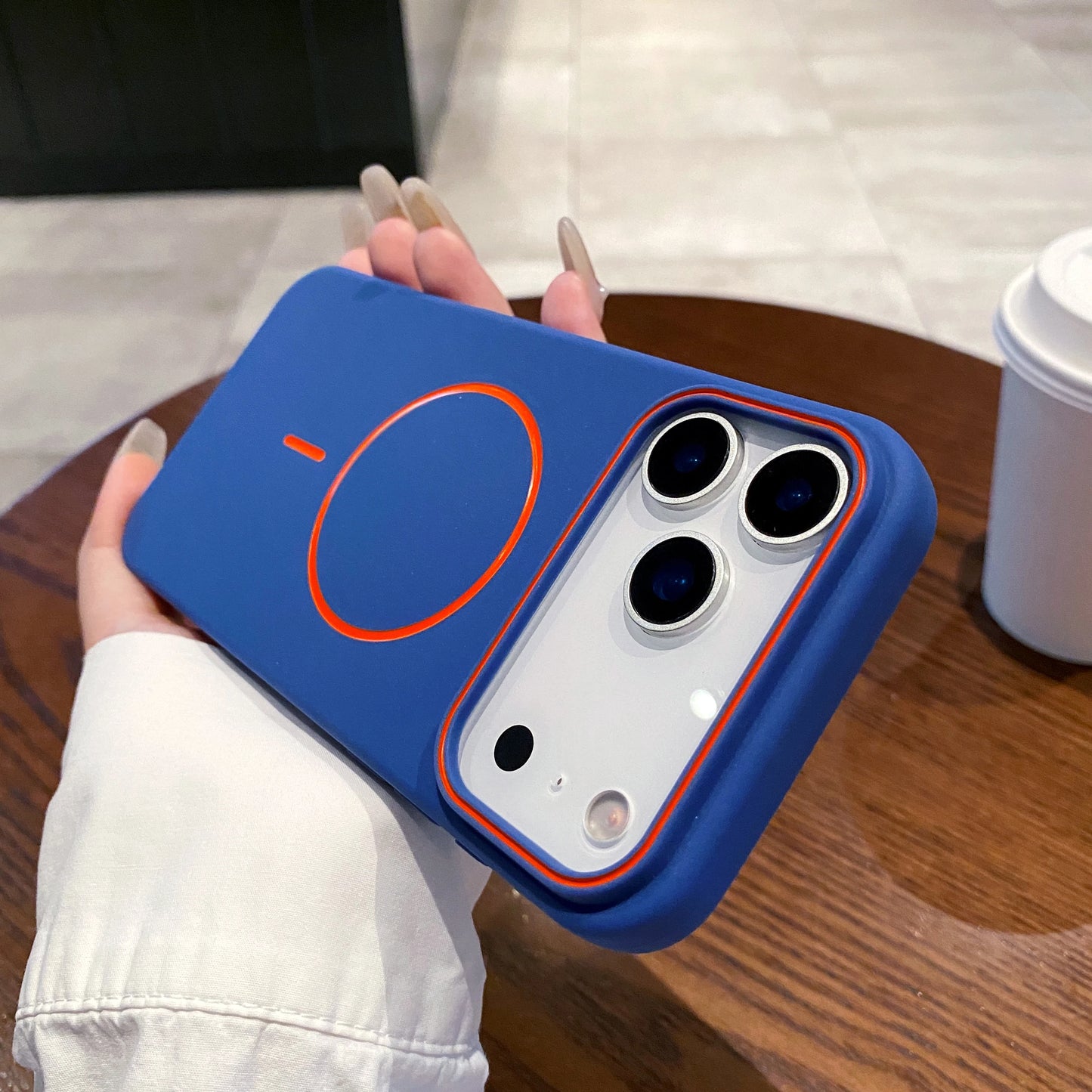 Luxury Magnetic Matte Phone Case - MagSafe Compatible